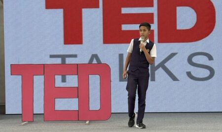 Гимназисты NewTone блеснули устным английским на школьном TED Talks