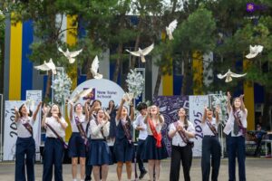 завершён учебный год