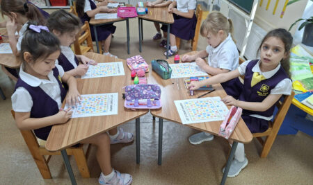 Как превратить помещение для занятий в пространство движения и идей? Опыт нулевого класса NewTone